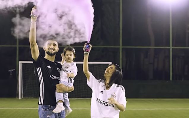 Xanımı “Qarabağ”ın futbolçusuna sürpriz etdi- Video 
