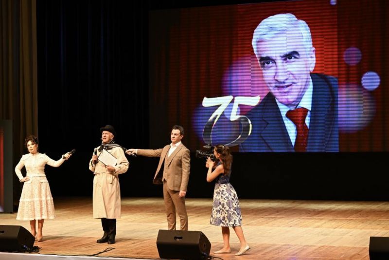 Xalq artisti İlham Namiq Kamalın 75 illik yubileyi qeyd olunub 