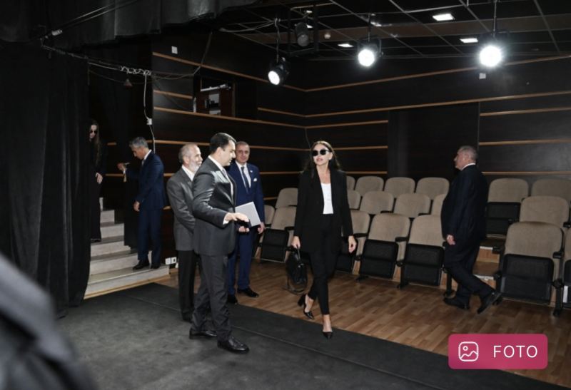 Mehriban Əliyeva Azərbaycan Dövlət Pantomim Teatrında olub 