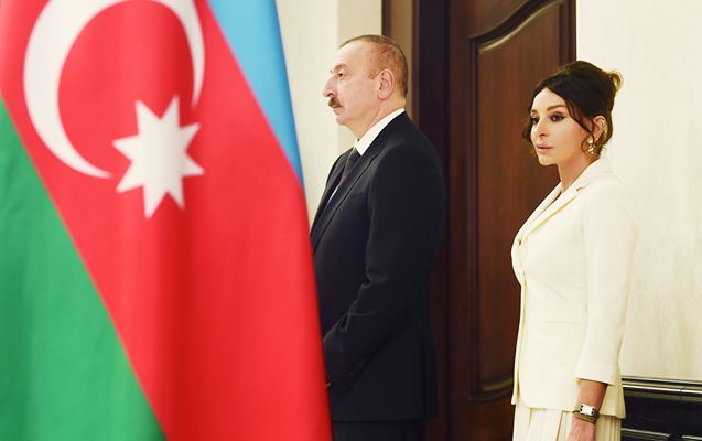 Prezident və ailəsi səs verdi 