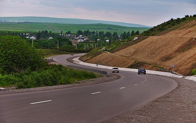 Bu yolda hərəkət ikiaylıq məhdudlaşdırılır 