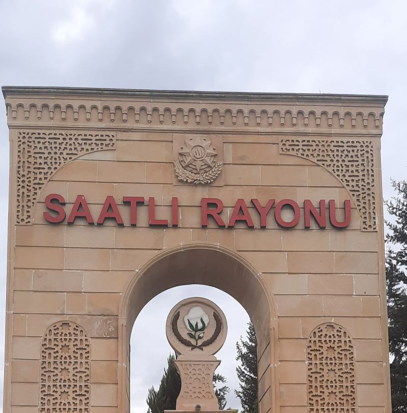 Saatlıda ata iki yaşlı oğlunu avtomobillə vuraraq öldürüb 