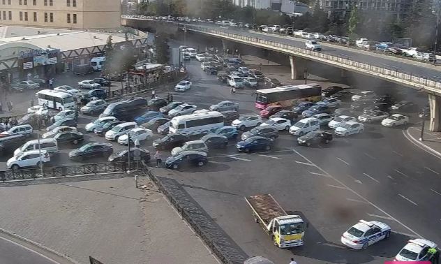Bakının hansı küçələrində sıxlıq var? 