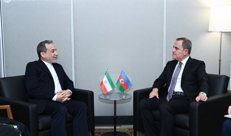 Ceyhun Bayramov iranlı həmkarı ilə sülhdən DANIŞDI 