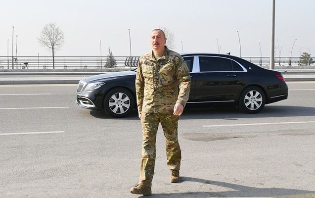 Prezident Zəfər parkında olub 