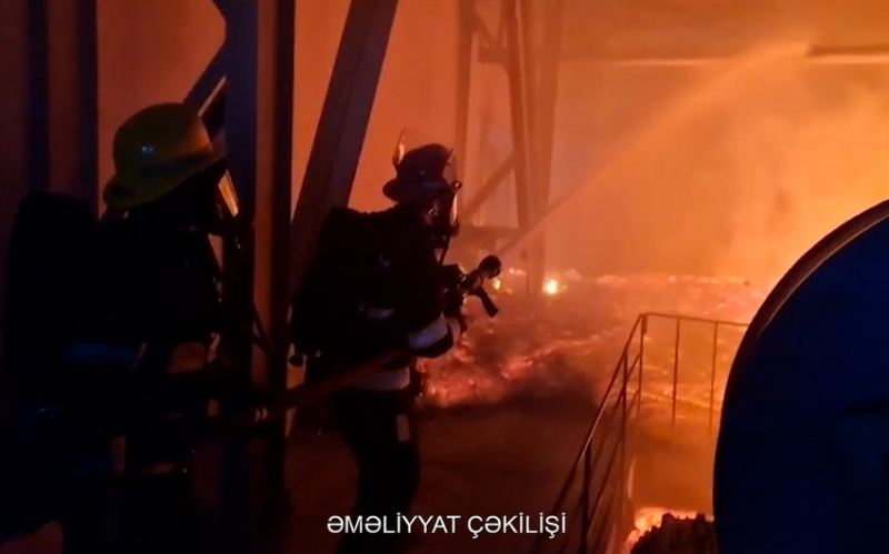 Sumqayıtda sexdə yanğın olub 