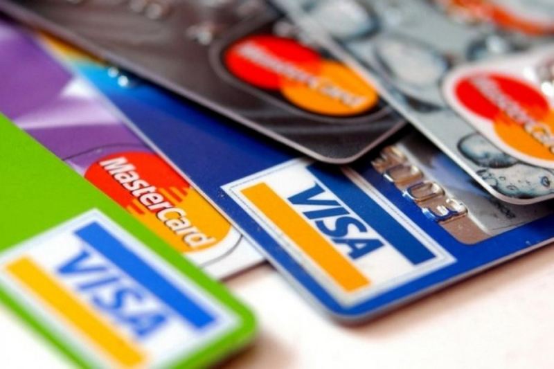 Bakıda bank kartlarından oğurluq edənlər saxlanıldı 