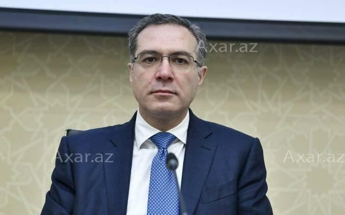 İqtisadi Şuranın iclası: Mövsümovun təqdimatı dinlənildi 