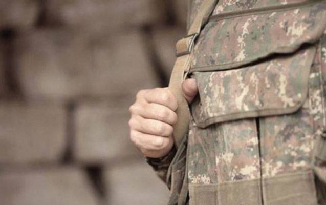 Daşkəsəndə hərbçi binadan yıxıldı 