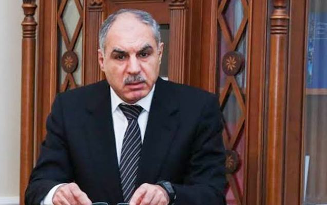 Xanlar Vəliyev kollektivə təqdim olundu 