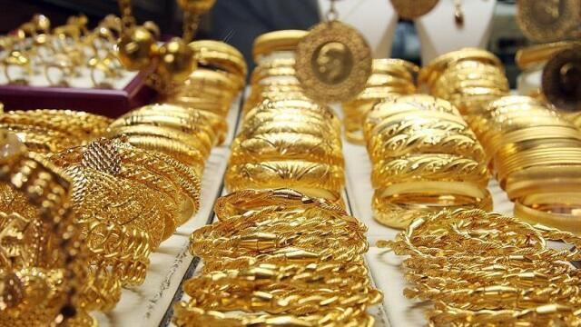 Qızılın qiyməti tarixi maksimumu yenilədi 