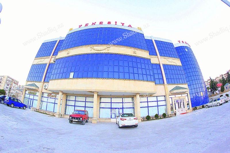 32 nəfərin zəhərləndiyi şadlıq sarayından açıqlama: \"Çoxu panikaya düşdü...\" 