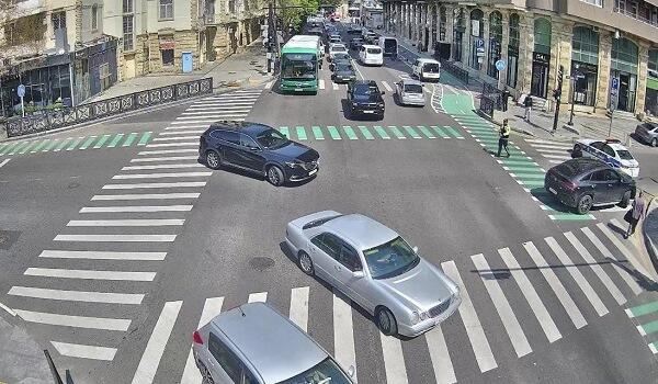 Yanğına görə yollara qoyulan məhdudiyyət aradan qaldırıldı 