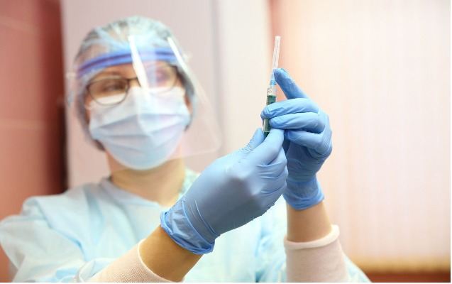 Tibb işçilərinin maaşlarına əlavə müddəti uzadıldı 