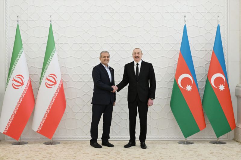 İlham Əliyevlə Pezeşkian Birgə Bəyanat imzaladılar 