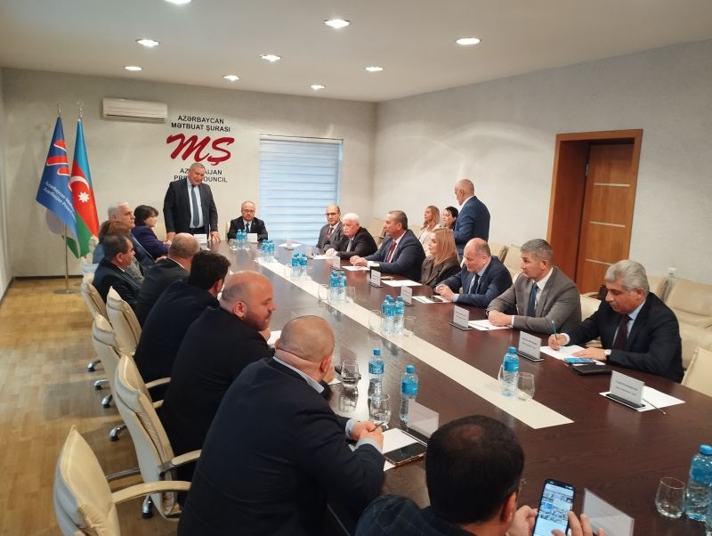 Türkiyə səfiri Birol Akgün Mətbuat Şurası İdarə Heyəti ilə görüşüb - FOTO 