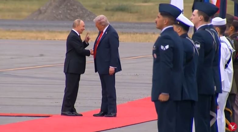 Trampla Putin Alyaskada görüşdü - (VİDEO) 