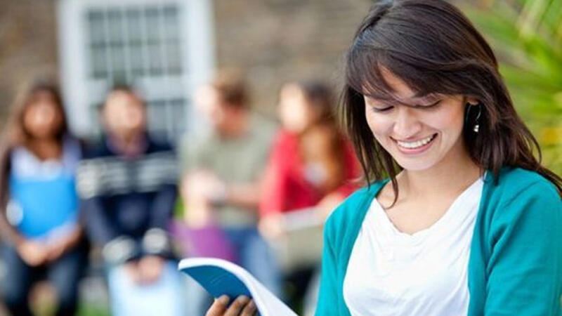 Universitetlərə ixtisas seçimi başa çatır 
