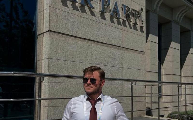 AKP-nin təşkilat rəhbəri bədbəxt hadisə nəticəsində öldü 