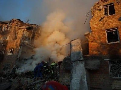 Rusiyanın dünənki hücumunda Kiyevdə 225 yaşayış binası zərər görüb 