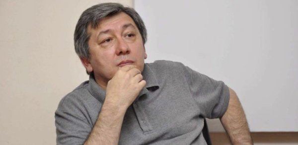 Altay Göyüşovun barəsində başlanılmış cinayət işi üzrə istintaq başa çatdı 