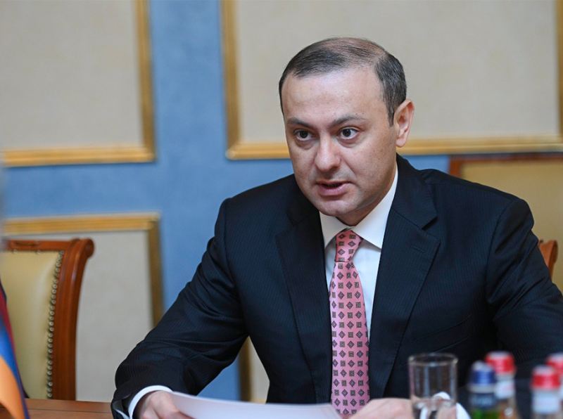 Qriqoryan: İrəvan və Bakı tərəfindən sülh sazişinin paraflanması Qafqazdakı atmosferi dəyişib 