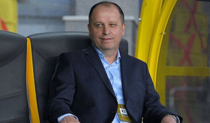 “Neftçi”yə yeni baş məşqçi təyin edilir? 