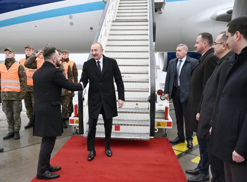 Prezident Slovakiyadadır - Fotolar 