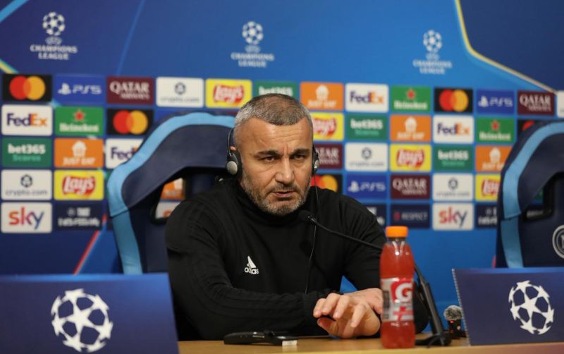 “Elə şey yoxdur ki, futbolçu heç yerə getməyəcək”  
