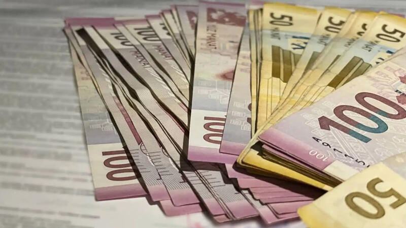 Kəramət Böyükçölə 4500 manat, atasına 1050 manat... - Nazirlik yazıçılara pul ayırdı 