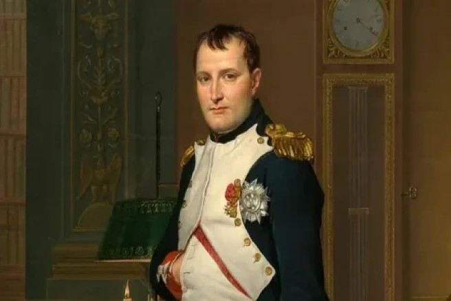 Napoleona məxsus üzük   muzeydən oğurlanıb 