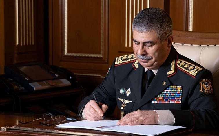 Azərbaycanın müdafiə naziri Liviyaya başsağlığı verdi 