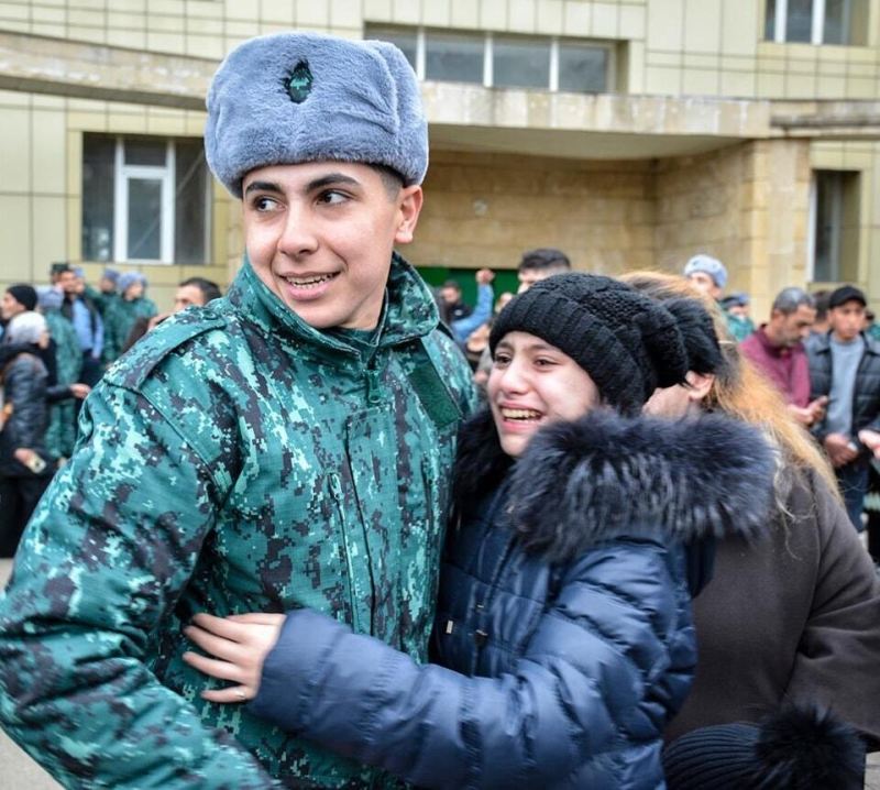 Onların əsgərlik müddəti qısaldıla bilər 