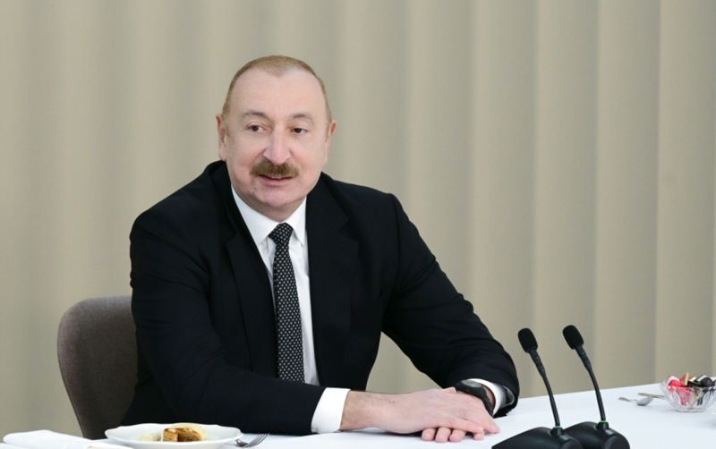“Bütün maddələrin müəllifi bizik” 