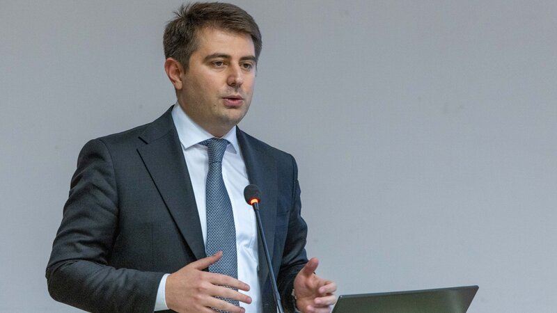Bakalavr səviyyəsində tədris proqramları yenilənəcək 