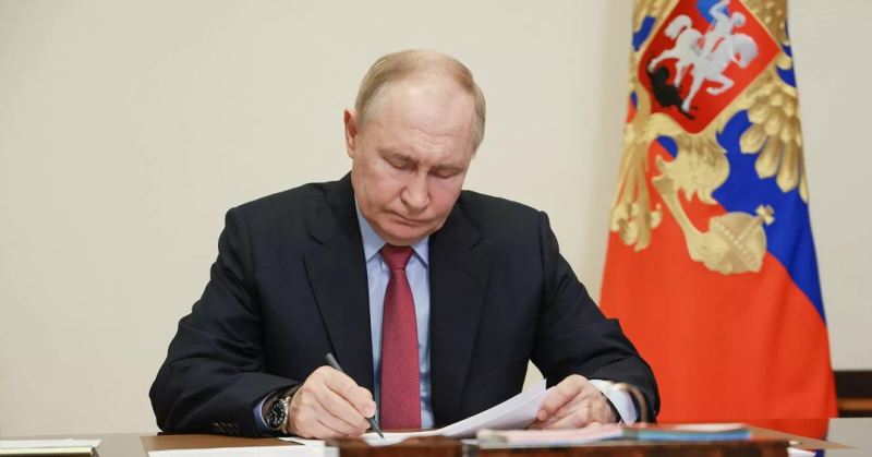 Putin bu dövlət başçılarını təbrik etdi - SİYAHI 