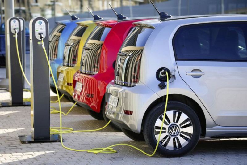 Azərbaycanda elektromobillərin sayı məlum olub 