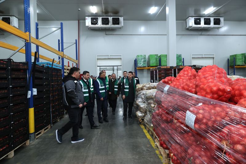 KOBİA nümayəndə heyəti “Veysəloğlu”na məxsus Məhəmmədi Logistika Mərkəzini ziyarət edib-FOTO 