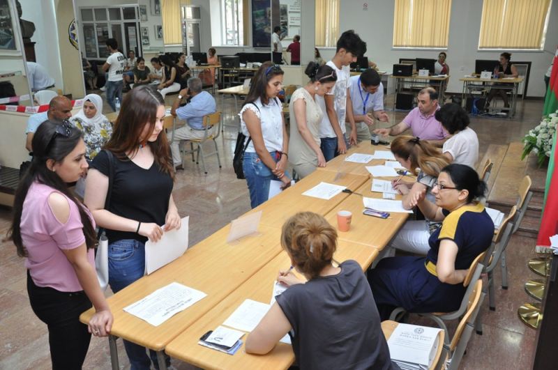Bakalavr pilləsinə sənəd qəbulunun qiyməti artıb? - Açıqlama 
