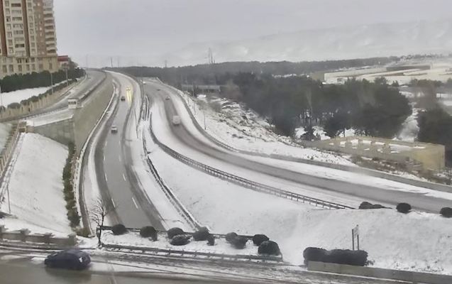 Zərurət olmadan evdən çıxmayın! Hava daha da pisləşəcək