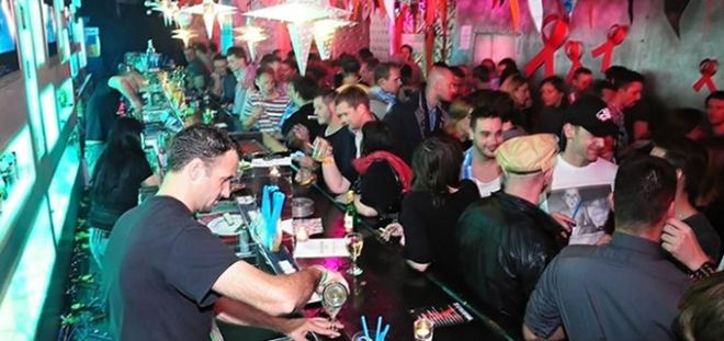 Bakıda dəhşət: bir yerdə yeyib-içən 4 dostun meyiti tapıldı 