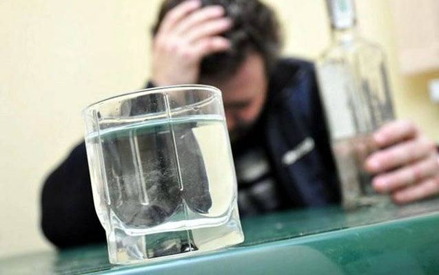 Bakıda spirtli içkidən 15 nəfər ölüb - Rəsmi 