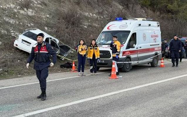Türkiyədə ağır yol qəzası - 2 ölü, 18 yaralı 