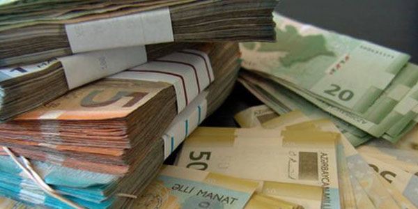 Təcili! Bakıda polislər 10000 manat pul tapdılar - Sahibi axtarılır