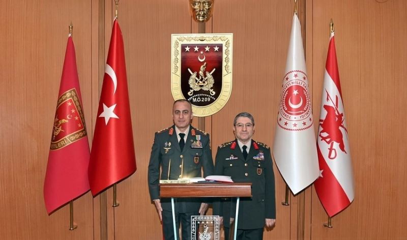 Hikmət Mirzəyev Türkiyənin Quru Qoşunları komandanı ilə görüşüb 