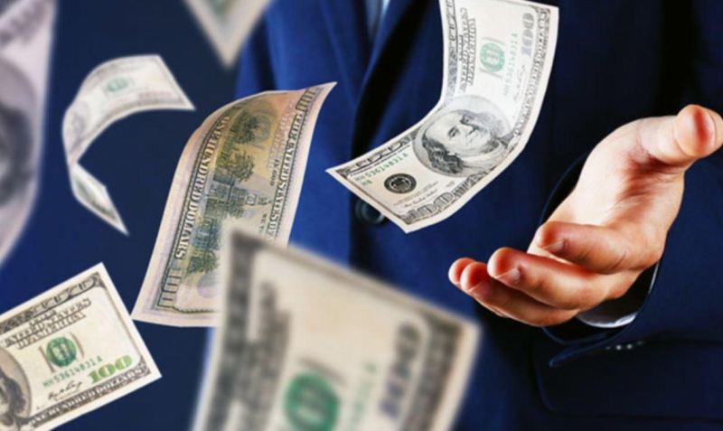 Trampın Putinə çevrildiyi suvenir dollarlar satışa çıxarıldı 