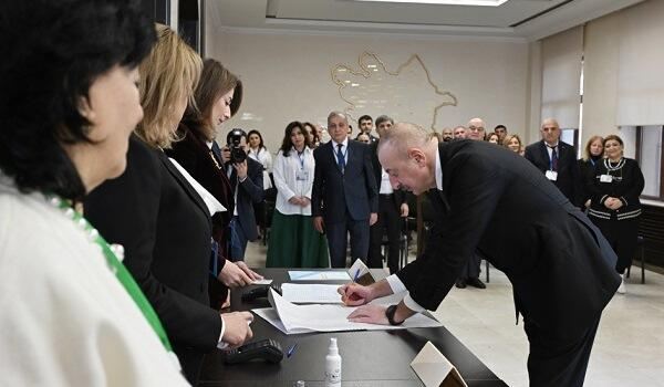 Prezident səs verdi - Foto 