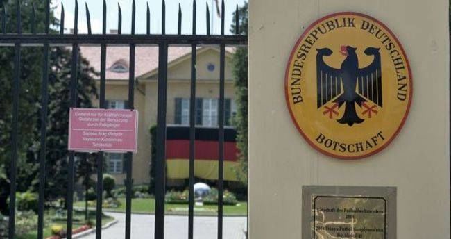 Azərbaycan və Almaniya arasında məsləhətləşmələr aparıldı 