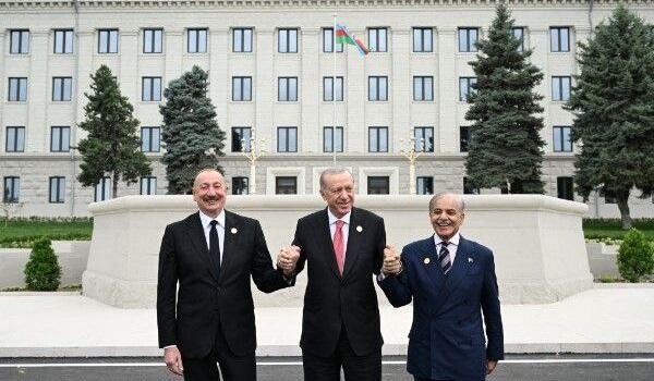 Şərif özü və Ərdoğan üçün Xankəndidən ev istəyib 