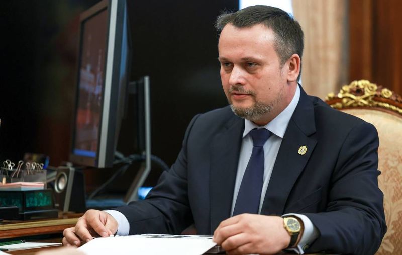 İntihar edən nazirin yerinə o keçiriləcək 